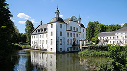 Schloss Borbeck mit Wassergraben, Ansicht von Osten. Schloss Borbeck, ©ruhrtropolis.de